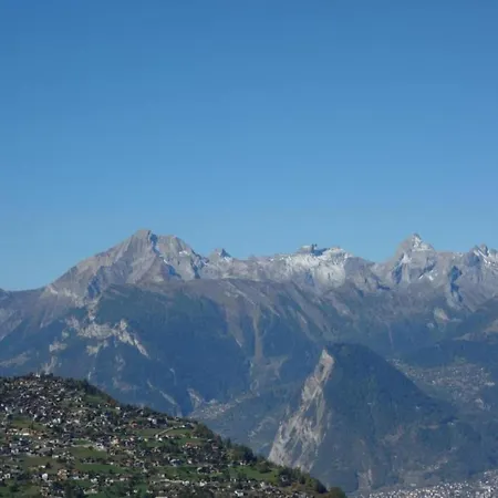 Apartmán For 10 In *